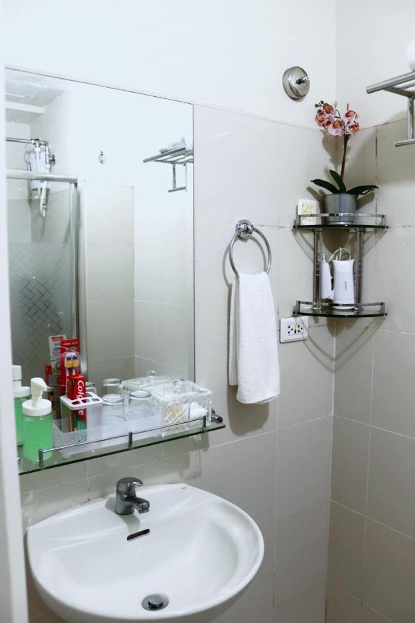 Sky Breeze Haven Apartman Tagaytay City Kültér fotó